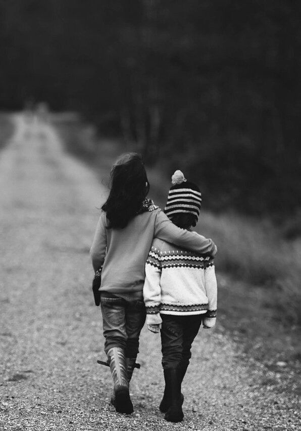 children, road, distant